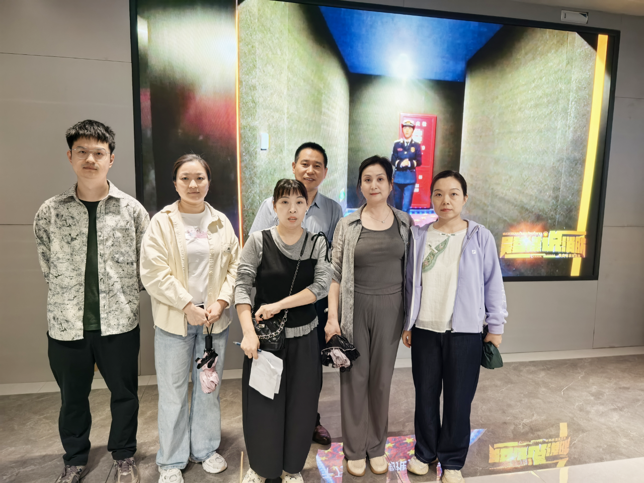 1758500661718009.png 9.png